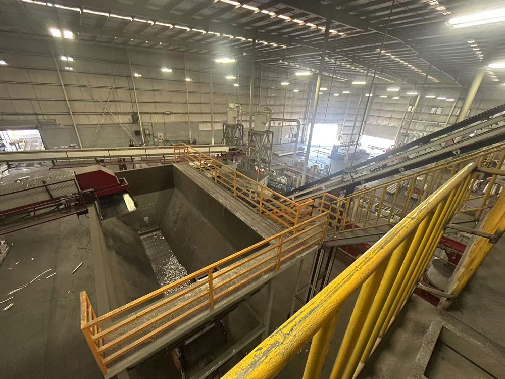 易拉罐回收再生